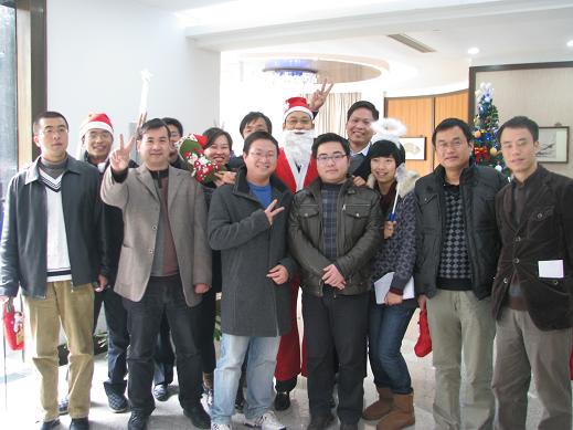 公司員工圣誕節前喜獲神秘禮物